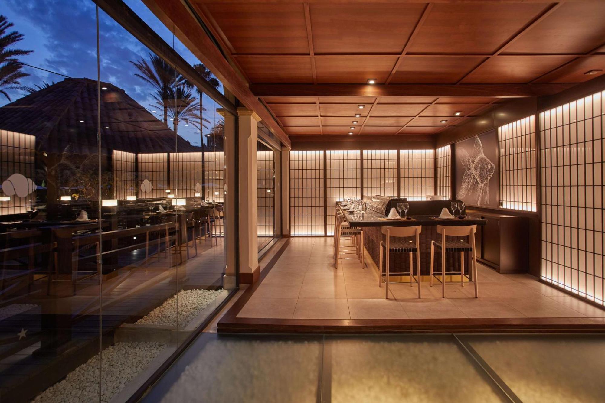 Secrets Bahia Real Resort & Spa Adults Only Corralejo Esterno foto Interior of a restaurant in Tokyo
